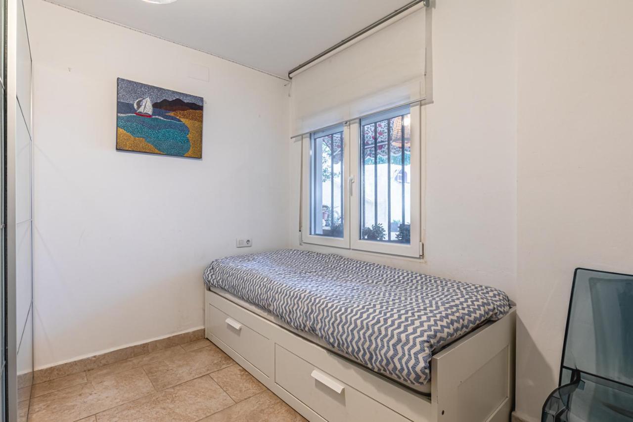 Beachfront Bliss: Apartamento A Pie De Playa Alicante Exterior foto